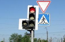 В городах и поселках ЯНАО установят десятки диодных светофоров