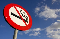 Курение кальянов на набережных и в общественных местах запретили в Удмуртии