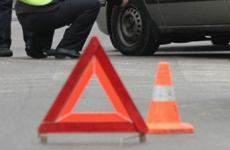 В Челябинской области автомобиль после ДТП вылетел в водоем, водитель погиб